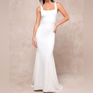 WEDDING DRESS - never worn, tags still on!